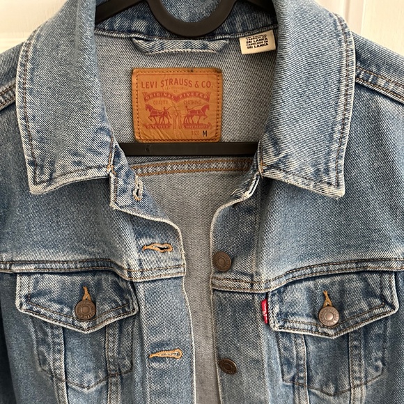 Levi’s Original Denim Jacket - Picture 5 of 6